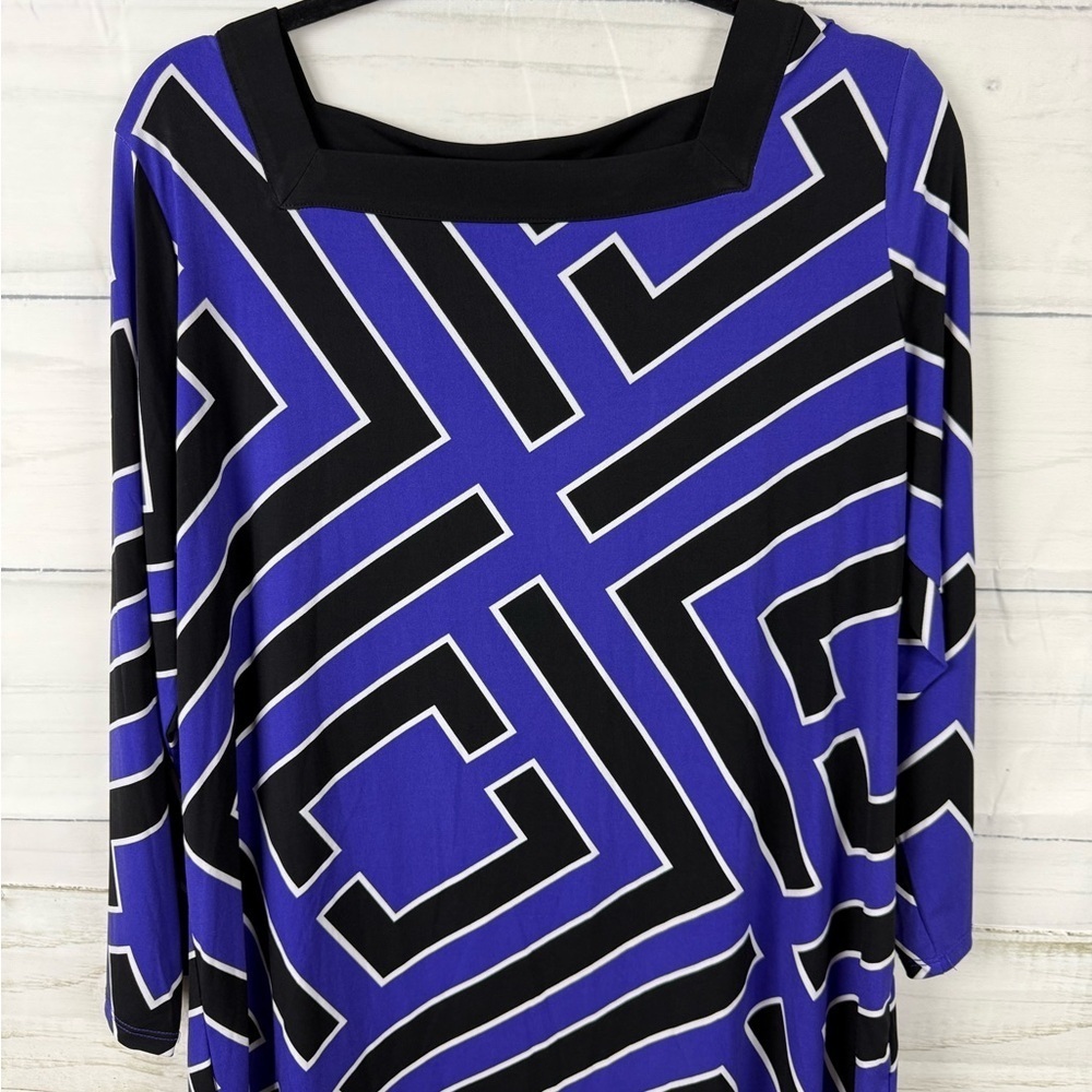 Liz Claiborne Graphic Blue and Black Blouse